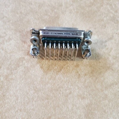 Conectores ITT CANNON DAM53512-1818 D-Sub, 15 pines, caja nueva de 25  Foto 1 de 4