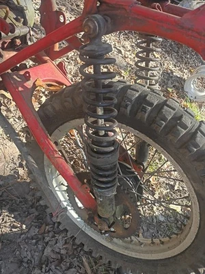 1979 年本田 Xr185 后减震器一对 — 第 1/3 张图片