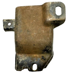1970-1981 Chevy Leaf Spring Cup Bracket Left Side Camaro Firebird Trans Am OEM - Picture 1 of 6