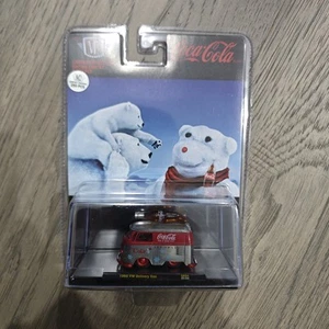 M2 Machines Raw Chase coke Coca-Cola 1960 VW Delivery Van Christmas Edition *** - Picture 1 of 16