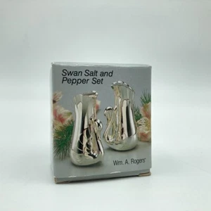 Wm A Rogers Sal y Pimienta Cisnes Oneida Plateros NUEVO Caja Abierta - Imagen 1 de 10