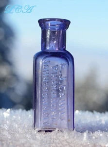 TINY antique JOHNSTOWN N. Y. drug store bottle E. J. CAHILL 1/4 oz size AMETHYST - Picture 1 of 3