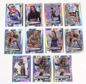 (11) 2025 Topps Chrome WWE Prizm Refractor Base Ladies Women Lot - Bild 1 von 6