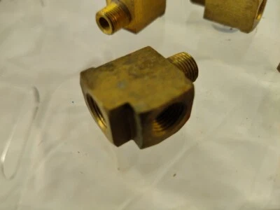 1/8" NPT Brass Street Tee Pipe Fitting Extruded 1/8" M to 1/8" F - Steampunk - Image 1 of 2