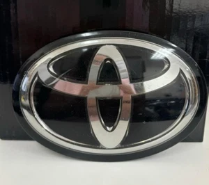 2016-2018 TOYOTA RAV4 HIGHLANDER 2016-19 EMBLEM FRONT GRILLE OEM MT23 - Bild 1 von 6