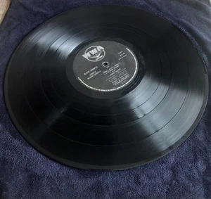 BLACK SABBATH - SABBATH BLOODY SABBATH LP UK 1ST PRESS WWA 005 GATEFOLD - Picture 1 of 9