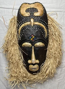 VTG African Ceremonial Mask Wall Art Hand Carved Painted Wood Raffia Hair 12” - Picture 1 of 13