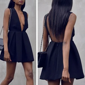 AQ/AQ Mini Dress 0 XS Black Fit & Flare Bubble A-Line Deep Plunge Going Out NEW - Picture 1 of 12