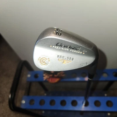 Cleveland Precision Forged Reg 588 52/8 cuña derecha Foto 1 de 4