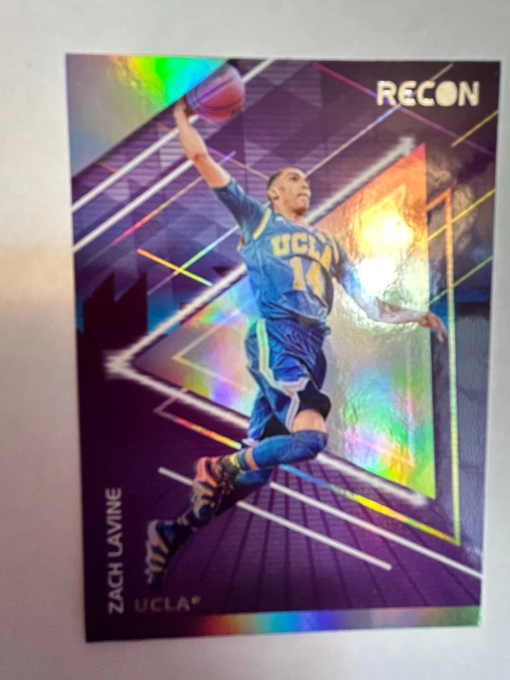 Selecciones del draft de baloncesto 2022 Panini Chronicles - ¡Elige tu tarjeta! Foto 1 de 1