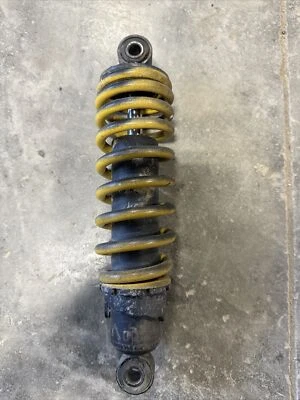 Amortiguador trasero polaris scrambler 50 2003 Foto 1 de 4