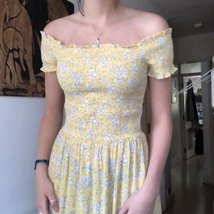 VINTAGE OLD LABEL NEXT YELLOW FLORAL DRESS OFF THE SHOULDER UK 10 Fits 6/8 NEW - Picture 1 of 3