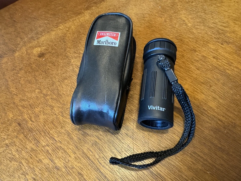 Marlboro Unlimited Vivitar 8 x 21 Hawkeye Monocular Scope w/ Logo Case   - Image 1 of 4