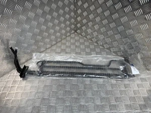 Mercedes W204 S204 C204 W212 S212 C207 A207 Power Steering Cooling A2044602524 - Picture 1 of 3