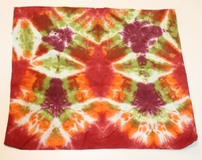 Bandana Tie Dye 21" x 21" Red Forest Path 100% algodón Foto 1 de 2