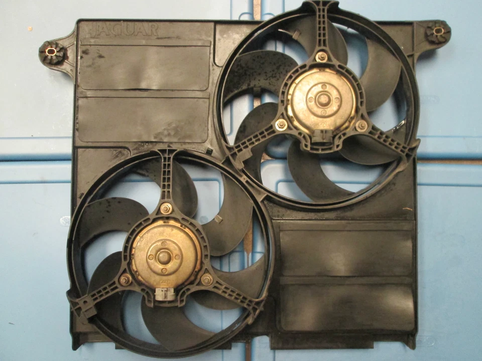 1998-1999-2000-2001-2002-2003 JAGUAR XJ8 XJ8L XJR  VANDEN PLAS COOLING FANS - Image 1 of 1