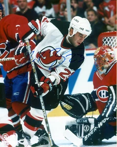 Scott Gomez Autographed 8x10 New Jersey Devils Free Shipping #S2843 - Picture 1 of 1