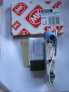 NEU MK SENTRY 40 AMP 6KA 6937s RCBO SCHUTZSCHALTER - Bild 1 von 1