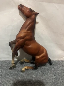 Vintage Breyer 9" Galloping Brown Horse - Picture 1 of 12