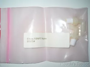Lote de (2) Codos de púa Beckman 1/8" MNPT Nylon 90° para tubo de identificación de 5/16" - Imagen 1 de 2