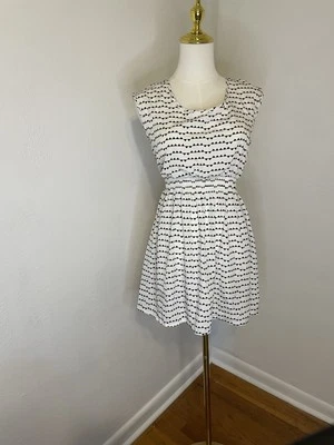 Summer Dress Charlotte Russe Ivory With Triangle And Lace Accent Women’s Small - Image 1 of 4