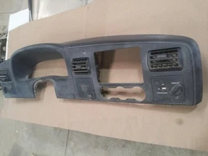 F250SD 2005 velocímetro/radio/ac/panel de tablero de ventilación, gris, usado 15581 - Imagen 1 de 6