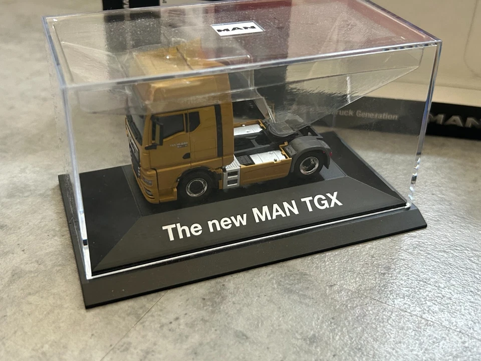 Herpa 1:87 MAN TGX "The new MAN TGX" - Immagine 1 di 1