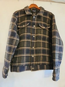 Patagonia Melton Wool Button Front Trucker Jacket Green/Navy Plaid Men’s Size L - Picture 1 of 24