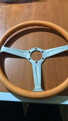 Volante Vintage MOMO Benetton Formula 1 in radica Alfa Ferrari Fiat - Immagine 1 di 4