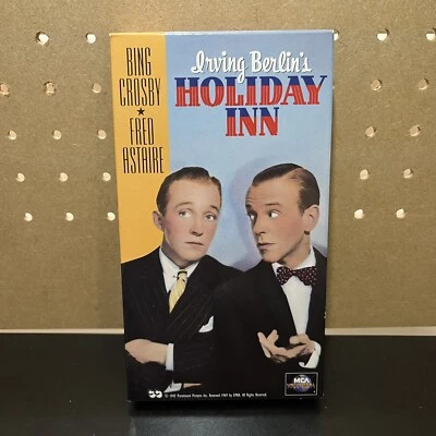 Holiday Inn (VHS, 1994) Bing Crosby, Fred Astaire - Free Shipping - Image 1 of 4