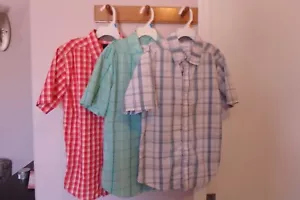 Lot of 3 Boys Calvin Klein short-sleeved button-up shirts, size Medium 10 - 12 - Picture 1 of 14