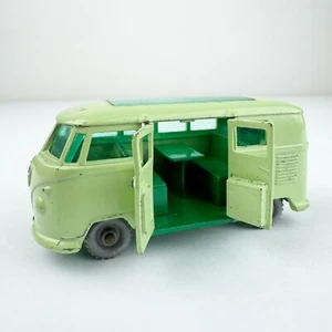 Vintage Matchbox Car No. 34 Volkswagen Caravette Camper - Picture 1 of 13