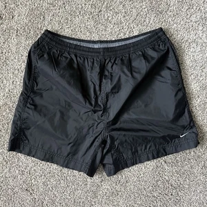 Pantaloncini da tennis running Nike grigi vintage anni 90 taglia media giacca a vento Y2K - Foto 1 di 7