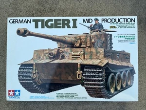 Kit Modelo Miniatura 1995 Tamiya German Tigeri Media Producción Escala 1/35 NUEVO - Imagen 1 de 10