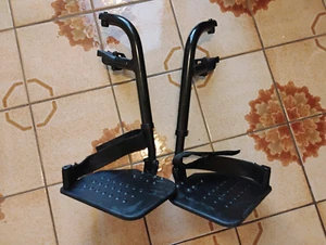 Helio A6 wheelchair Motion Composite Newton Footrests Black - Picture 1 of 3
