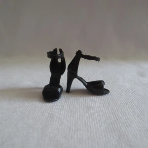 ¡NUEVO! Barbie Rita Moreno Muñeca Negro Zapatos de Tacón Alto - Imagen 1 de 2