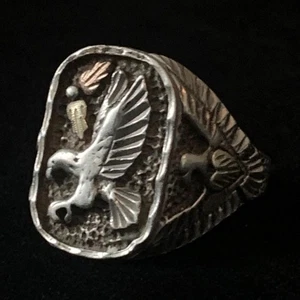 Vintage Black Hills Sterling Silver Eagle Ring 12K Gold Accents Size 11.5 Mens - Picture 1 of 10
