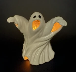 White Ceramic Scary Ghost Candle Holder Halloween Decor Papel Freelance 5" - Picture 1 of 9