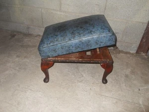 Vintage Footstool / Stool / seat, Tilt Lid - Picture 1 of 6