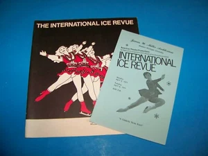 The International Ice Revue Program Vintage 1971 at Western Michigan University - Picture 1 of 9