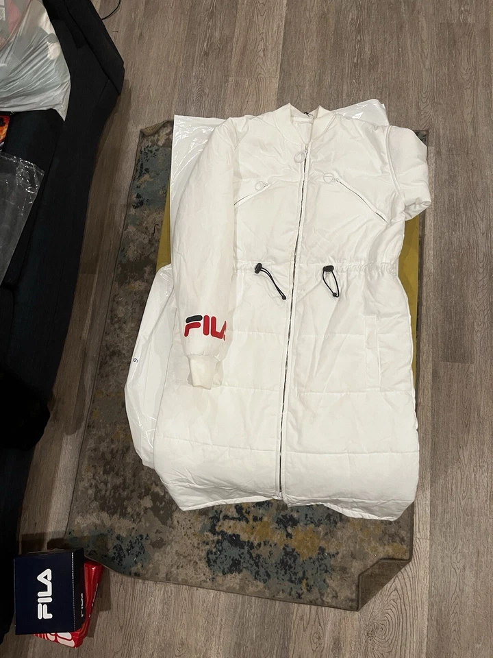 Fila Womens Ivory Grace Puffer Jacket Sz Small  - Image 1 of 1