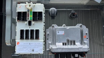 BMW / Mini Cooper clubman JCW f54 2.0l B48 Engine Ecu DME Lock Set Key 8691844 - Image 1 of 4