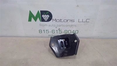 Soporte derecho refuerzo parachoques trasero Nissan Murano 2015-2020 OEM 852215AA0A  Foto 1 de 4