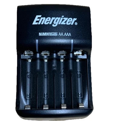 Energizer NiMH Battery Charger CHVC4DE for AA & AAA - Image 1 of 3