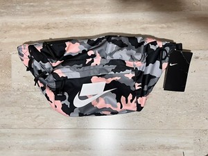 nike tech hip pack pink