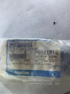 Cubierta de lámpara derecha genuina Mazda para Mazda MX-6 GA2E-50-C12 - Imagen 1 de 2