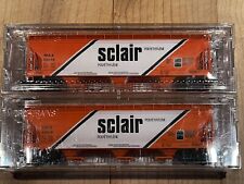 Pair of Micro-Trains N scale Sclair 3-bay hoppers #93040, NIB