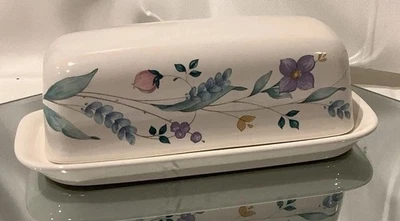 Vtg Pfaltzgraff April Pattern Covered Floral 7” Butter Dish Discontinued - EUC - Image 1 of 4