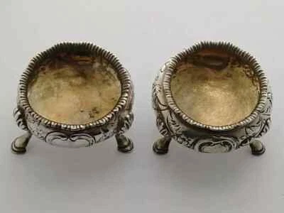 Pair Of Early Victorian Salts - 109g - Henry Hyde London 1846. - Image 1 of 4