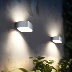Lampada ad energia Solare da Muro applique con Doppia Fonte Luminosa led bianca - Afbeelding 1 van 9